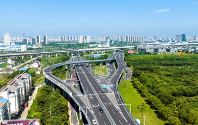 城市血脈的守護(hù)者 市政道路工程建筑與運(yùn)維的現(xiàn)代實(shí)踐